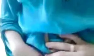 صغيرة تحميل فيلم سكسي الثدي كبير Handjob
