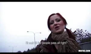 سارة تريد أن تفعل فيلم سكسي ارجنتيني الإباحية. هذا هو المشهد الأول.