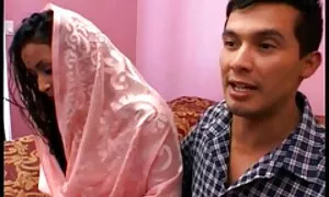 دعونا إيقاظه ثلاثة. افلام سكسي حديث